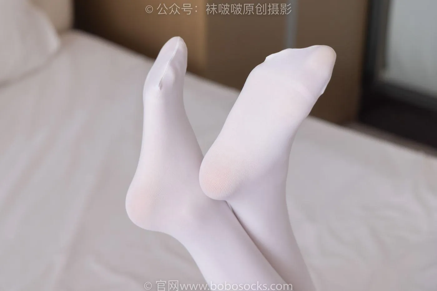 [BoBoSocks袜啵啵]NO.195 小甜豆-黑皮鞋、厚白丝、女仆装 [135P]插图1
